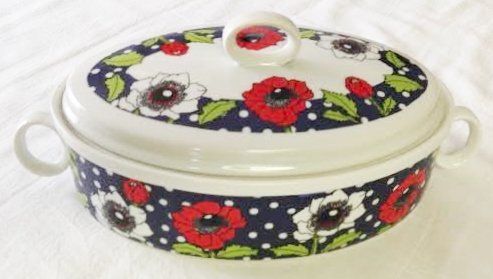 Vintage 1960's Georges Briard Oval Covered Casserole Dish - Polka Poppy (2-3/4" Tall X 9-3/8" Wide)
