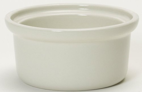 Tuxton 9.5 Oz. Eggshell Casserole Dish