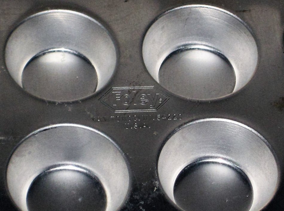 Vintage Foley Aluminum Miniature 1 6/8 Inch 12 Compartment Muffin Pan, Set of 2 N2