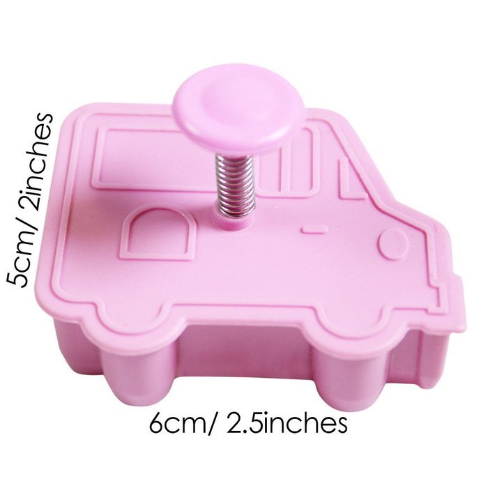 Set of 28 plastic plunger cookie cutters by Kurtzy TM N4