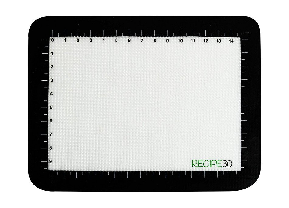 2 X Trusted Brand, Non-Stick Premium, Quarter Sheet Silicone Baking Mats &ndash; Modern Black and White 2 Pack, convenient... N7