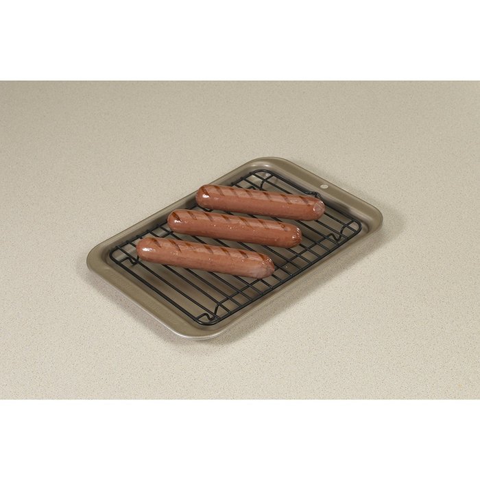 Nordic Ware Compact Ovenware 3-Piece Baking Set N13
