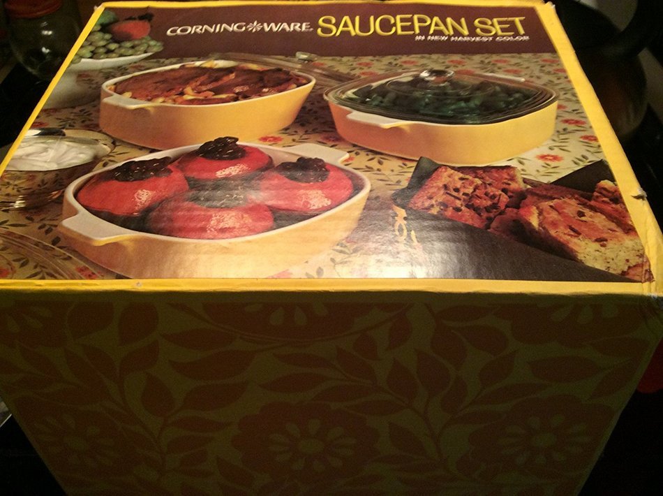 Complete 6 Piece Set Early 1970s Corning Ware P-22-6 " HARVEST " - 3 Sizes in ORIGINAL BOX !!!