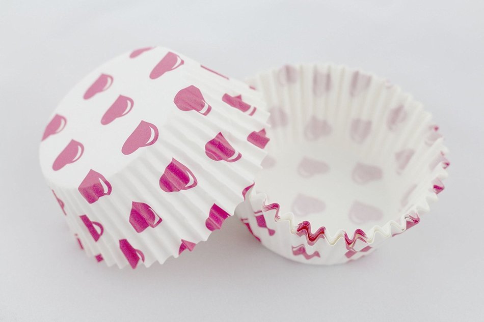 Heart Standara Size Paper Baking Cupcake Cups Pack of 100 Pcs