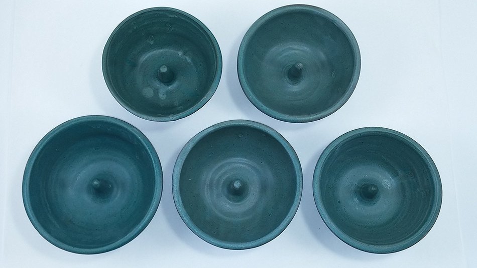 Aunt Chris' Pottery - Hand Made Clay - Individual Apple Baking and Serving Dish - With Molden-In - Fast Baking... N15