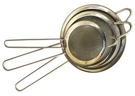Strainer. Fine Mesh Food Strainers (Set of 3) for Your Tea Strainer, Sieving, Colander Filtration and Quinoia...
