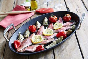 Le Creuset Toughened Non-Stick Aluminum Oval Fish Pan 16&quot; x 10&quot; N3