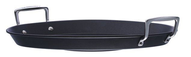 Le Creuset Toughened Non-Stick Aluminum Oval Fish Pan 16&quot; x 10&quot; N4