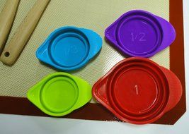 Baking set (9 piece): Set includes 3 silicone spatulas (purple), 1 nonstick silicone baking mat, 1 Silicone whisk... N3