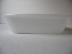 Glasbake 263 Yellow Daisy 2 1/2 Quart Milkwhite Oblong Casserole Ovenware Glass Dish N4