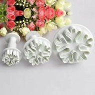 Cake &amp; Cookie Cutters 3Pcs Snowflake Biscuit Cake Decorating Mold N2