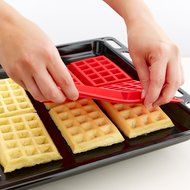 ZJCilected 4 Cavity Non-Stick Silicone Waffle Mold Waffle Cookie Silicone Pan Tray Kitchen Baking Tool N5
