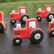 Sweet Elite Tools- Farm Stainless Steel Cookie Cutter Set: Pig, Tractor and Cow By Autumn Carpenter N7