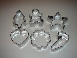 Gourmet Club 6 unique Cookie Cutter Shapes N2