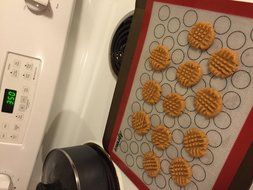 Aprince Silicone Baking Mat Set (2) / Non-Stick Cookie Sheet (Silicone Mat 5) N6