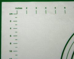LARGE 16 inch x 24 inch NON-SLIP SILICONE pastry/baking mat with MEASUREMENT CHARTS and FONDANT TOOLS. Use to... N5