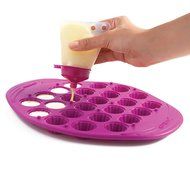 16.25" L x 9.75" W x 2.25" H Mastrad 8-Piece Cupcake Pops Kit N5