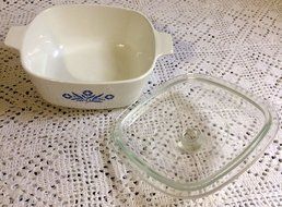 Vintage Corningware Cornflower Blue 1.5 QT Casserole w Lid P-1 1/2- B N4