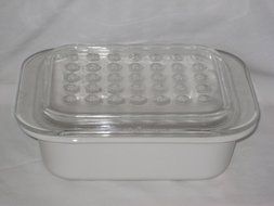 Vintage Corning Ware White 7 x 5 1/2 x 2" Oven &amp; Microwave Baking Dish w/ Clear Glass Lid