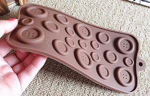 BleuMoo Buttons Silicone Fondant Mould Chocolate Sugarcraft Cake Mold Baking Tool N3