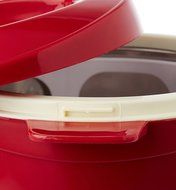 Solimo Regal Insulated Casseroles Set with Roti Basket, 3-Piece Cassrolle (Yellow) N7
