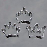 Cake &amp; Cookie Cutters 3PCS Crown Party Special Baking Cookie Cutter Set