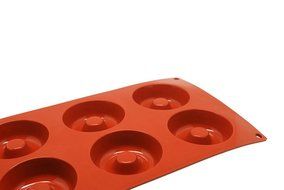 Gracelife Nonstick Silicone Donut Pan Savarin Baking Bundt Cake Mold and Baking Pan (28-count) N9