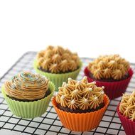 zhijiang 12pcs/pack 2.8inch Soft Silicone Cake Muffin Chocolate Cupcake Bakeware Baking Cup Mold Multicolor N3