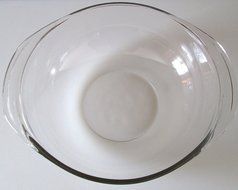 Pyrex 2 Qt Clear Glass Covered Casserole with Knob Lid N3