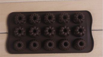 DGI MART 3D DIY Silicone Mold 15-cavity 3 Kinds Flowers Shape Ice Cake Chocolate Sugar Silicone Mini Cube Craft... N2