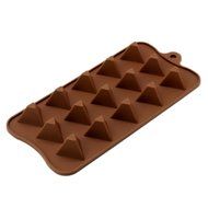 DUFUSTORE Chocolate Cake Candy Baking Silicone Bakeware Mould Triangle Pattern Random Color N2