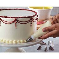 Cake Boss Decorating Tools 12-Piece Basic Decorating Tip Set