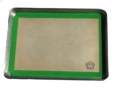 Nancy's Kitchen Helpers Silicone Baking Mat, 16 1/2 x 11 5/8 Inches, Half-Sheet, Green Border N5