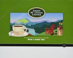 Green Mountain Coffee Southern Pecan, Light Roast, K-Cup Portion Pack for Keurig Brewers 24-Count N8