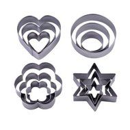 Sell4Style Kids Sandwich Cutter Set of 4 - Sandwich and Bread Crust Cutters in 4 Cute Shapes N5
