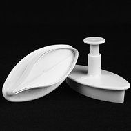 DUFUSTORE 2 x Lily Shape Cookie Pastry Plunger Cutter Sugarcraft Cake Decorating Tools N2