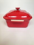 Le Creuset Stoneware 3-quart Covered Square Casserole, Cherry 15-08
