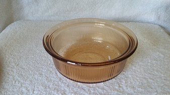 Vintage Corning Ware Visions Amber One Pint Casserole No Lid