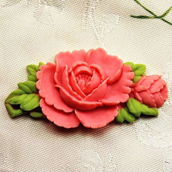 niceeshop(TM) 3 Cavity Flower Shape Decorating Party Silicone Cake Mold Fondant Baking Mold,Random Color N11
