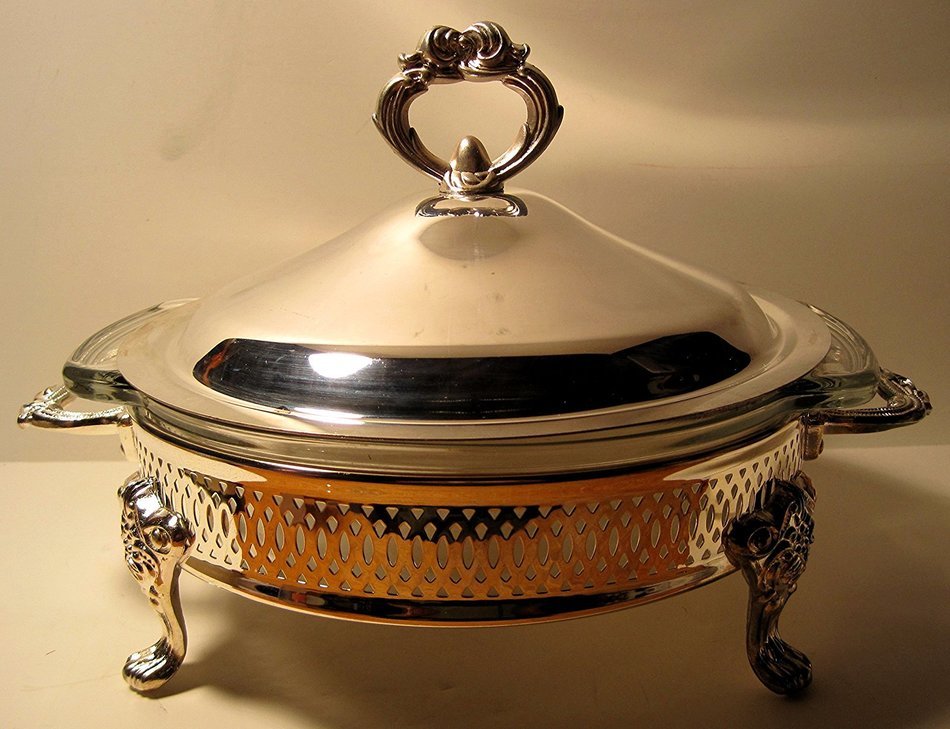 Oven Ware Glass Liner in Silver Plated Frame with Lid, 8 Inch/1.5 Quart