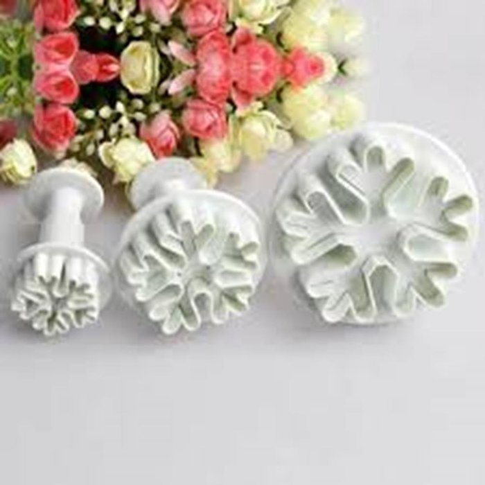 Cake & Cookie Cutters 3Pcs Snowflake Biscuit Cake Decorating Mold N2