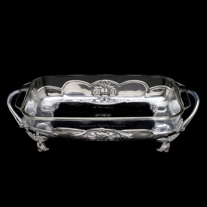 Arthur Court Fleur-de-Lis 3-Quart Pyrex Casserole Set