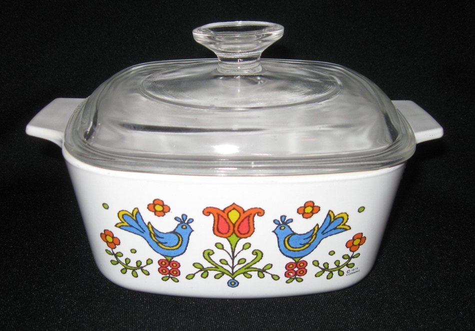 Corning Ware Country Festival 1.5 Qt Casserole