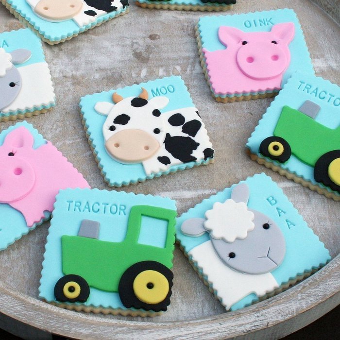 Sweet Elite Tools- Farm Stainless Steel Cookie Cutter Set: Pig, Tractor and Cow By Autumn Carpenter N5