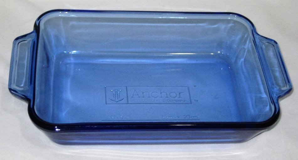 Anchor Hocking Cobalt Blue 1 Qt / 6x9 Inch Glass Rectangle Baking Dish
