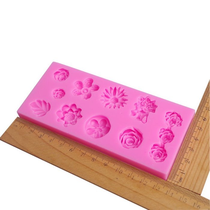 Yunko 12 Mini Flower Shapes DIY Silicone Mould Cake Decorations Decorating Fondant Sugar Craft Molds N2