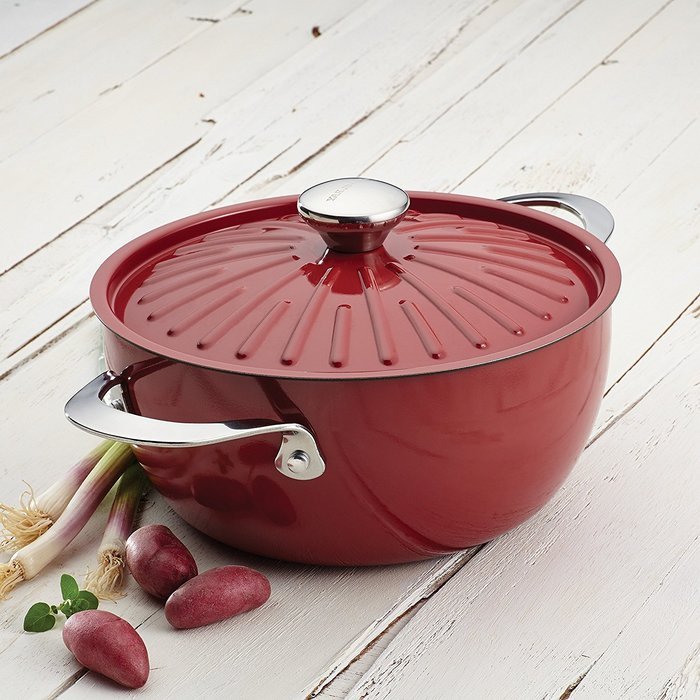 Single Piece Red Round Casserole, 4-1/2-Quart Covered PFOA-Free Nonstick, Oven Safe, Modern Rustic Design, Oval...