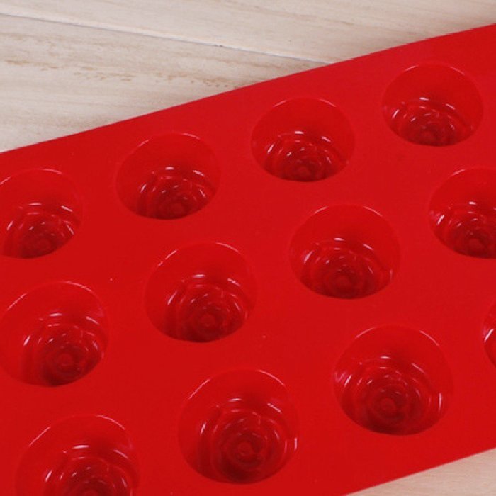 DUFUSTORE Chocolate Cake Candy Baking Silicone Bakeware Mould 15pcs Rose Flower Pattern Random Color N2