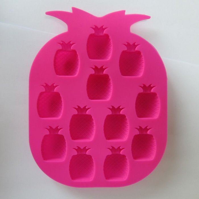Lariy 12 Holes Creative Kitchen DIY Pineapple Chocolates Cakes Mold Silicone Mould N2