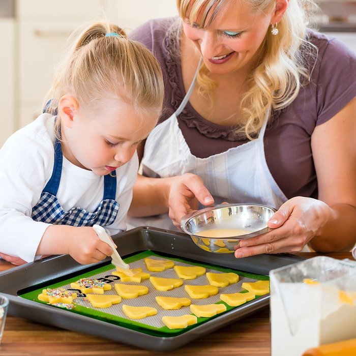 TRR Pack, Professional Grade Non Stick Silicone Baking Mat Set (3) - 2 Half Sheets & 1 Quarter Sheet N5
